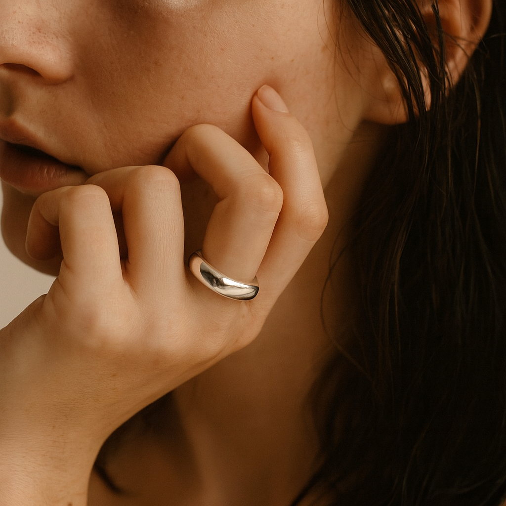 CHENYUN Rounded Silver Band