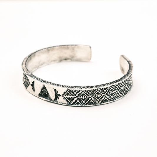 Hand-Engraved Eye & Lattice